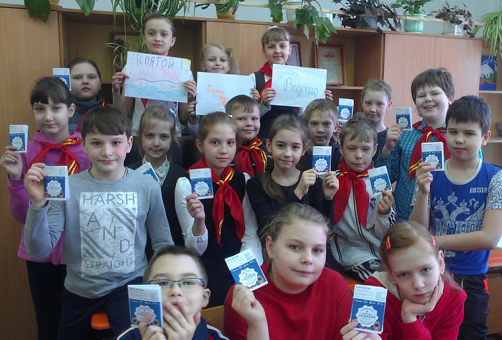 26436316162 e9745a32ec o