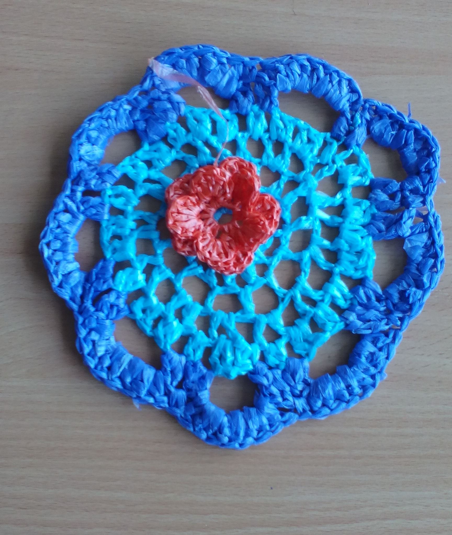 из мусорных пакетов 2