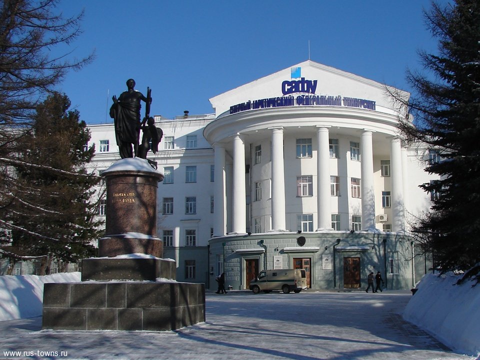 arhangelsk-pamyatnik-lomonosovu-01